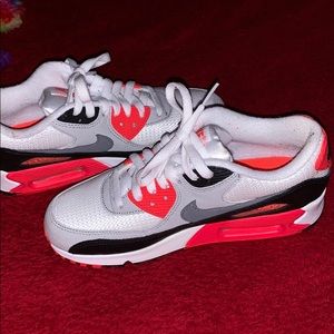 Nike air max shoes never worn